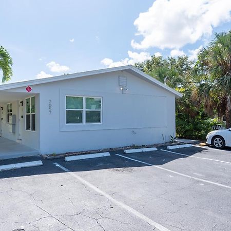 Just Off Wilton Drive Apt 7 Fort Lauderdale Extérieur photo