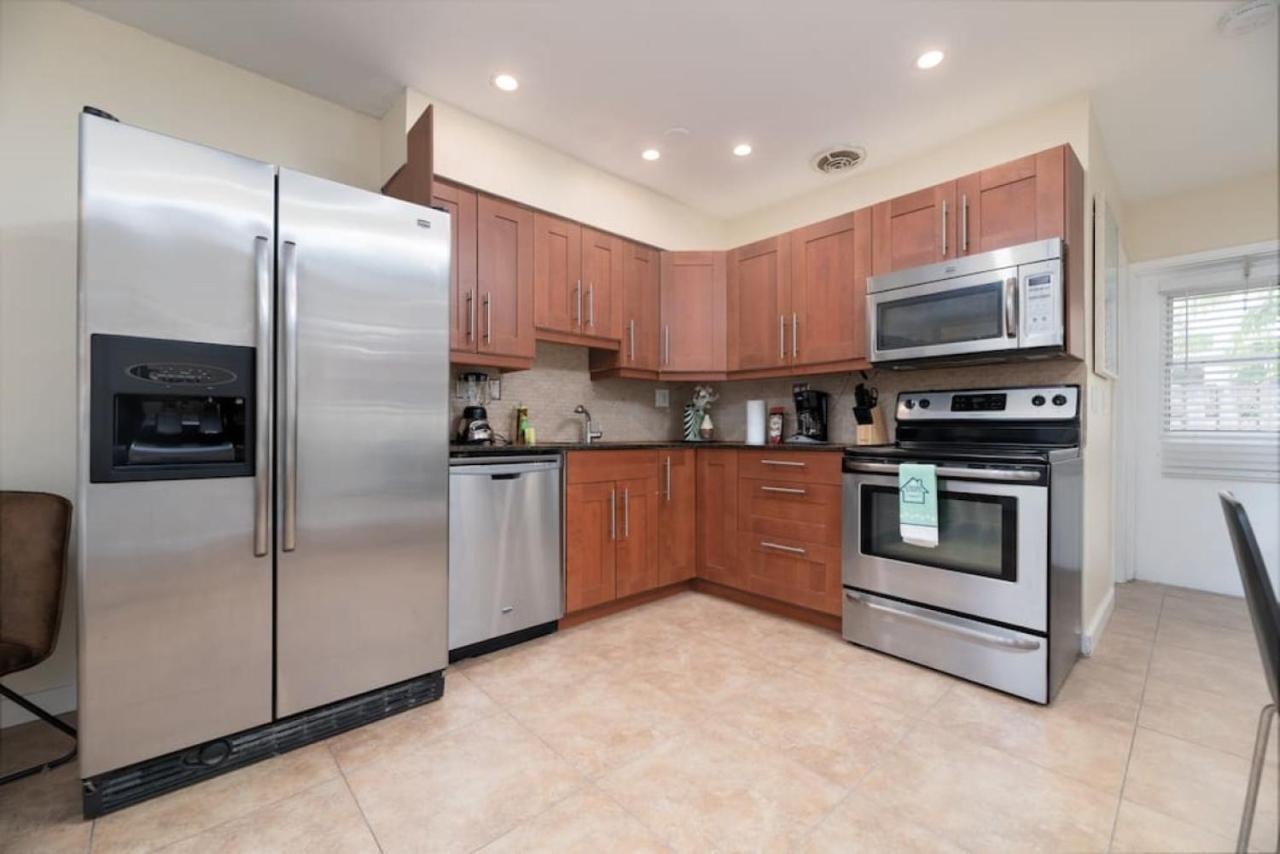 Just Off Wilton Drive Apt 7 Fort Lauderdale Extérieur photo